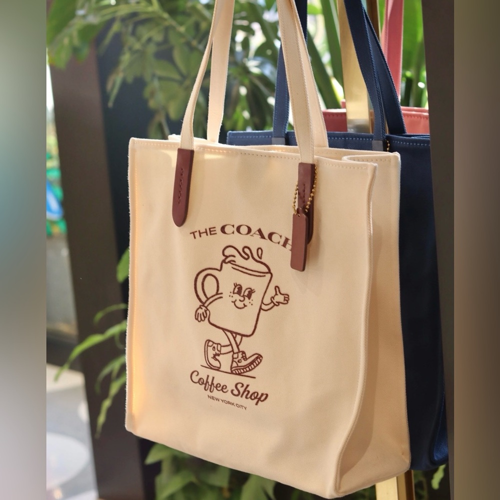 NWT Coach Coffee Shop Lil Miss Jo Cream White Tote Bag